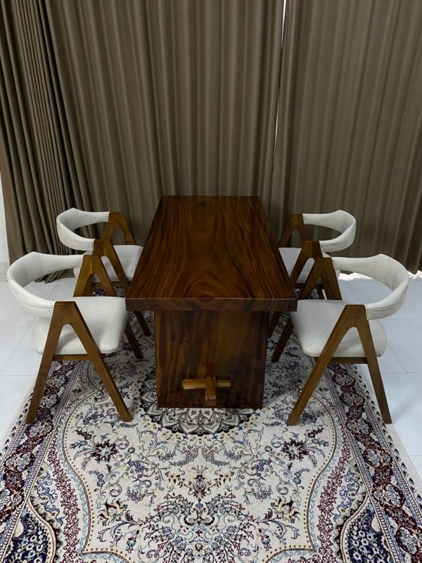 4-Seater Suar Wood Dining Table
